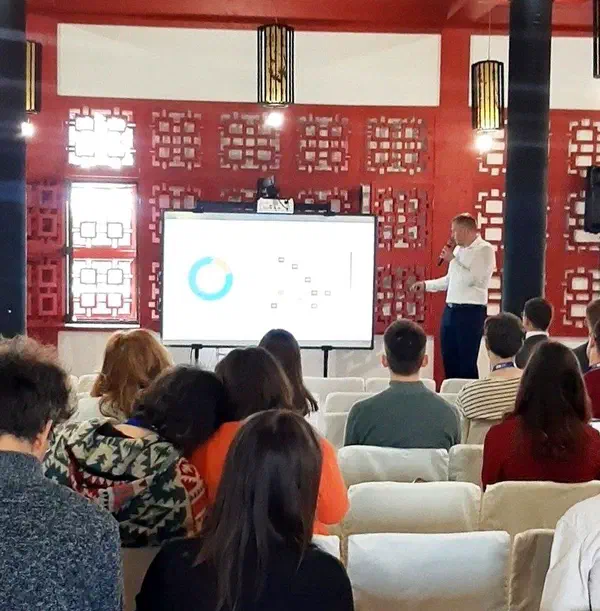 An innovative approach to the analysis of dermoscopic images was presented at the Ivannikov Readings